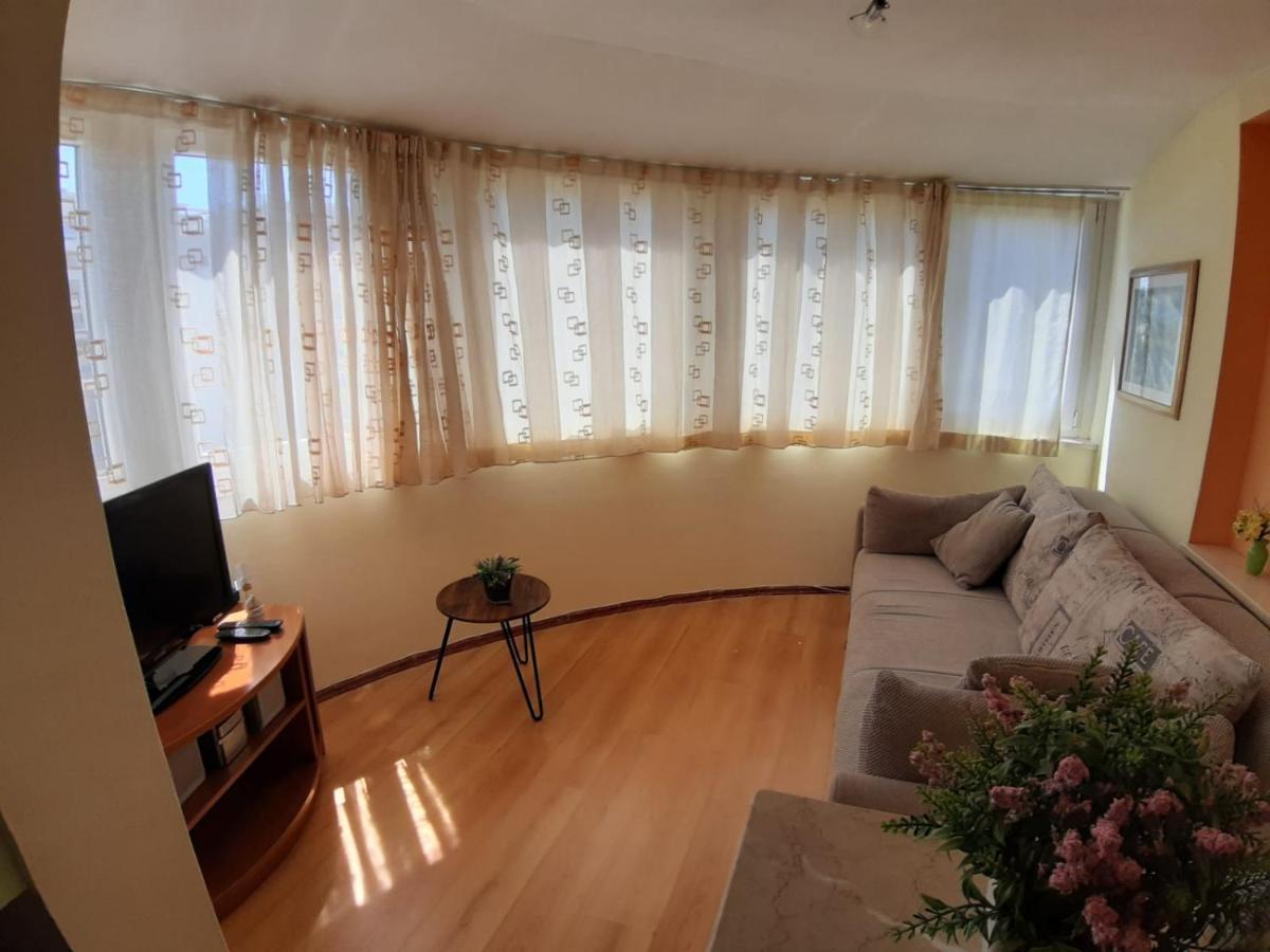 Beach Apartment Sweet Dora Сплит Экстерьер фото